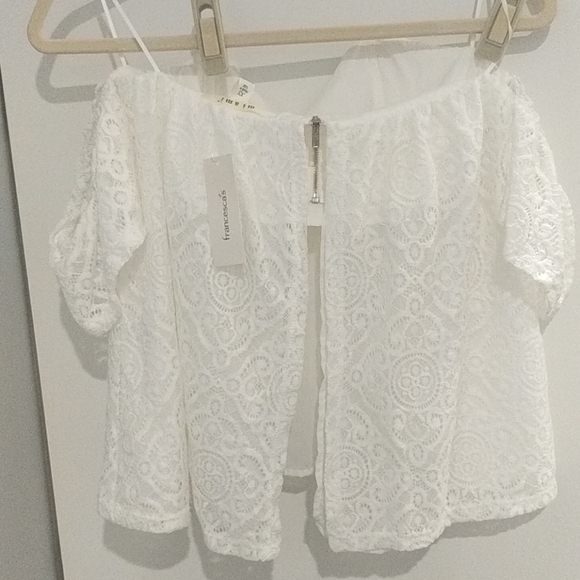 Top - Picture 4 of 6